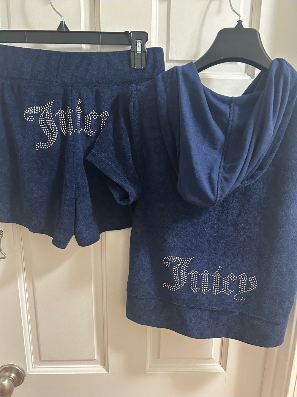 NWT Juicy Couture Navy Rhinestone Logo Terry  Hoodie & Shorts Set blue small